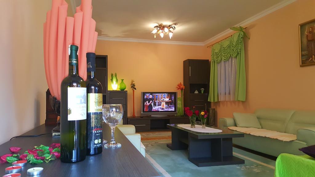 Apartment Andric 2 Требинье Экстерьер фото