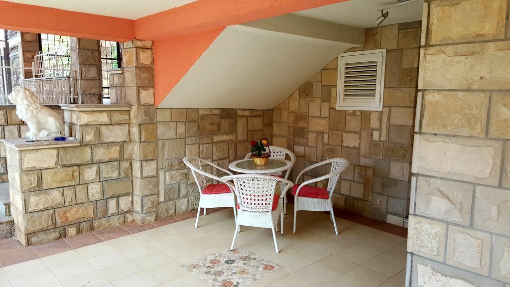 Apartment Andric 2 Требинье Экстерьер фото