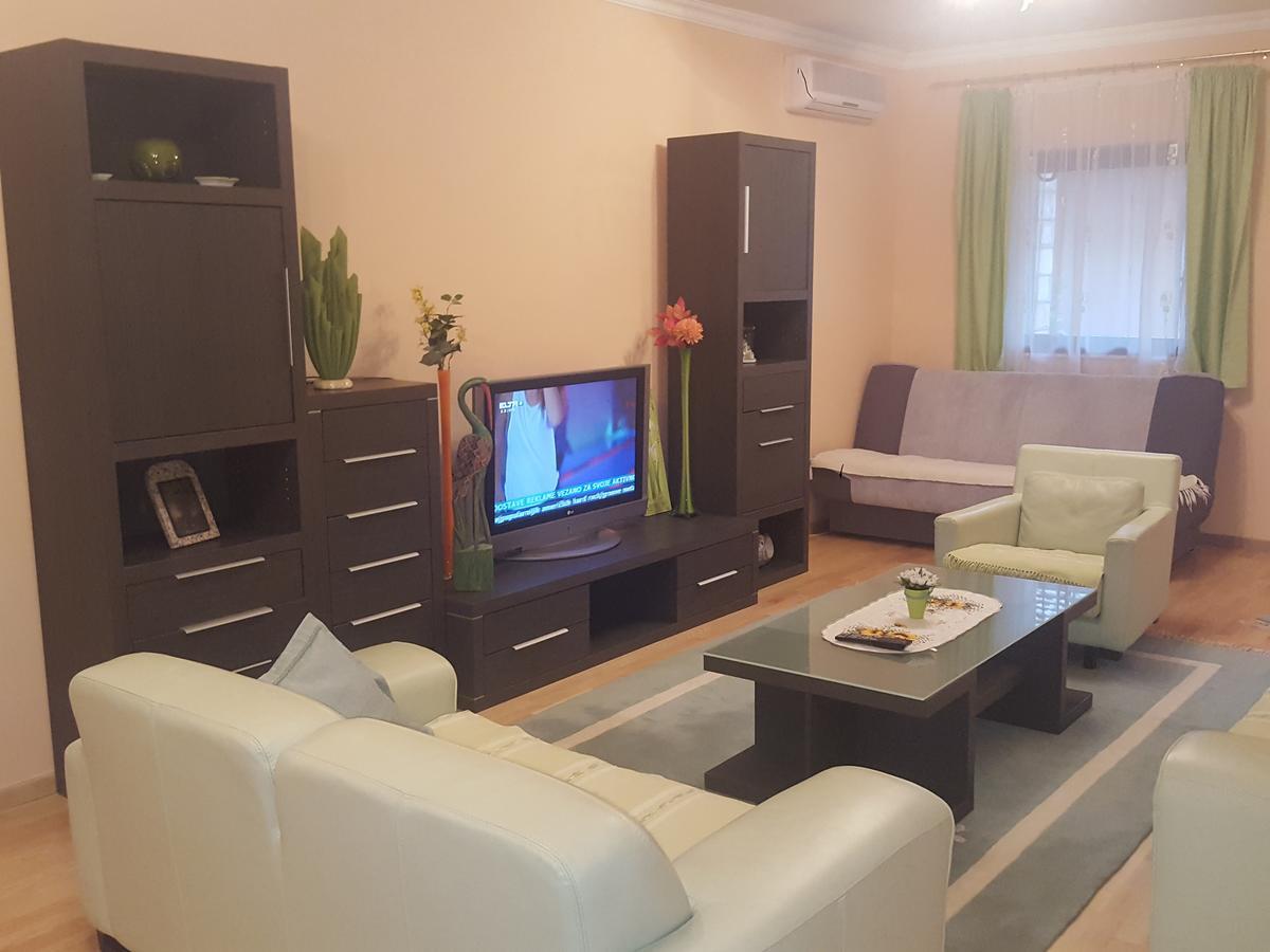Apartment Andric 2 Требинье Экстерьер фото